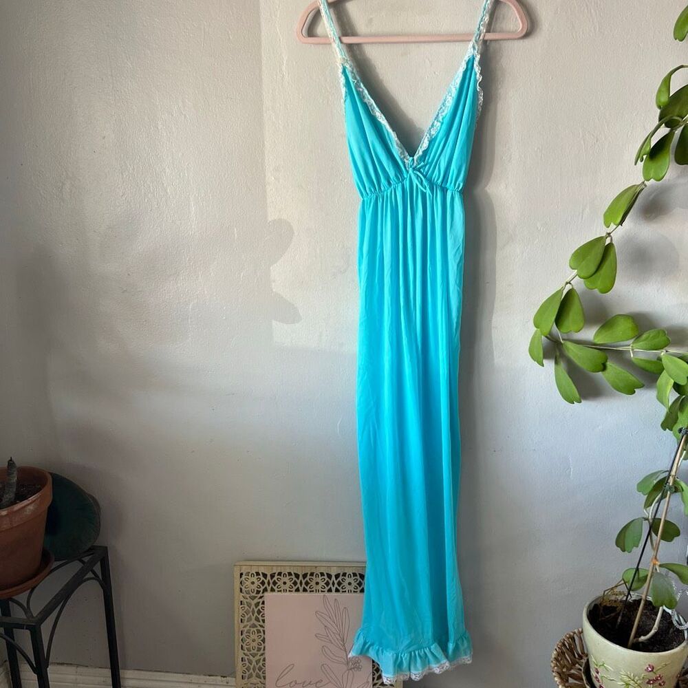 vintage 1970s turquoise nylon maxi nightgown with white lace trim waist, very si